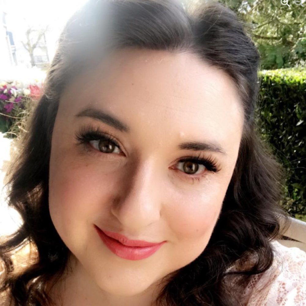 Meet your Posher, Nina